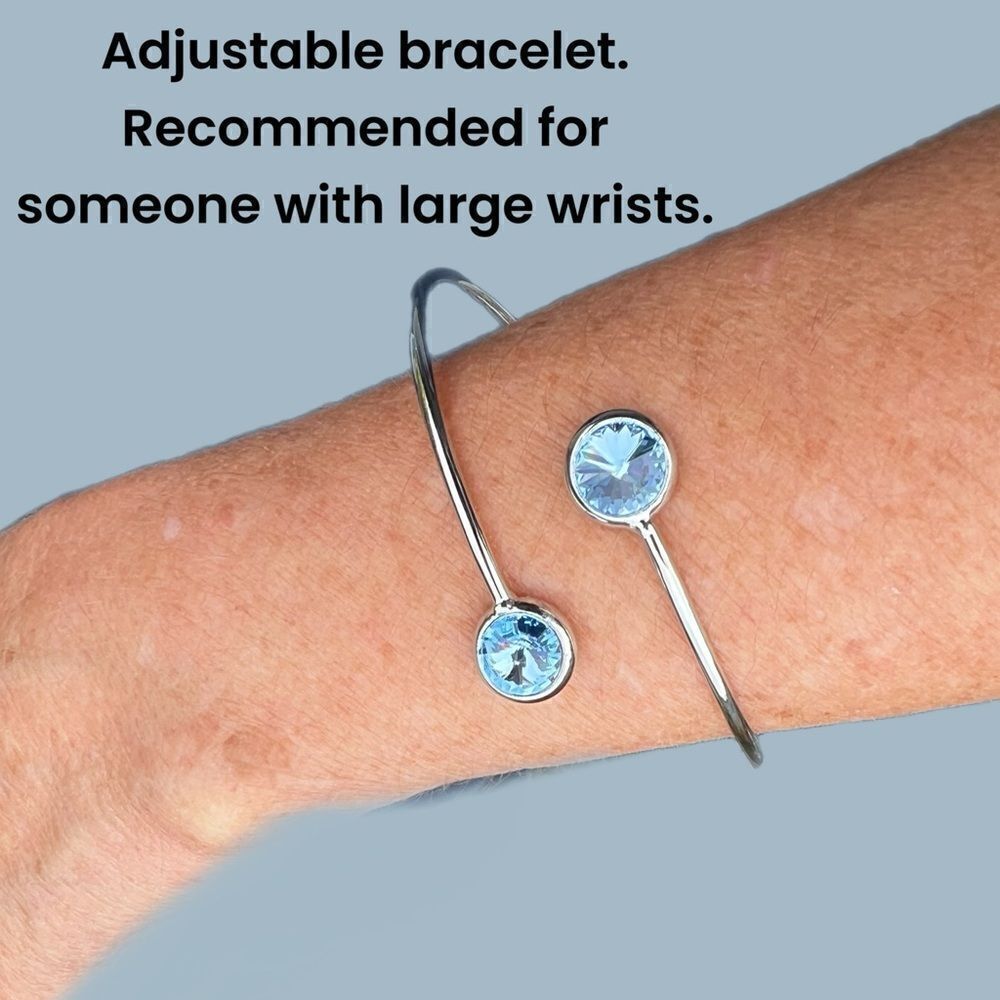 Handcrafted bracelet with Swarovski crystal