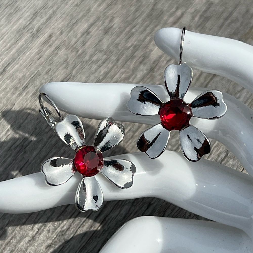 Earrings with Swarovski crystal red handcrafted
