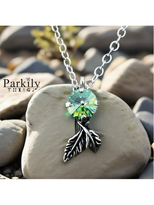 Handcrafted Necklace with Swarovski Crystal and Chain