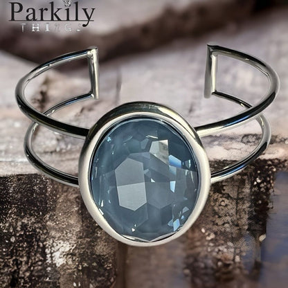 Handcrafted bracelet with Swarovski crystal
