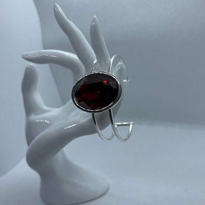 Handcrafted bracelet with Swarovski crystal