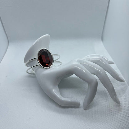 Handcrafted bracelet with Swarovski crystal