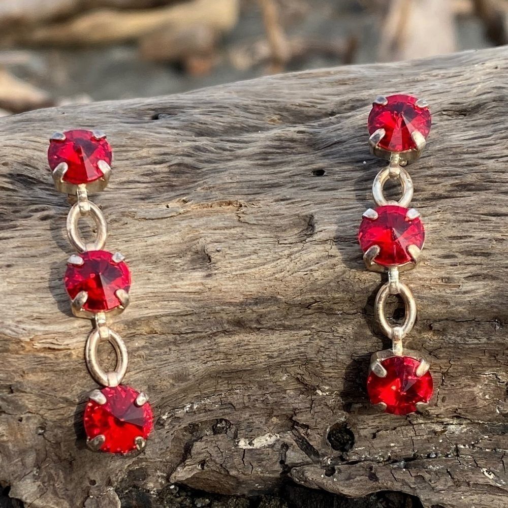 Handcrafted earrings with Swarovski crystal