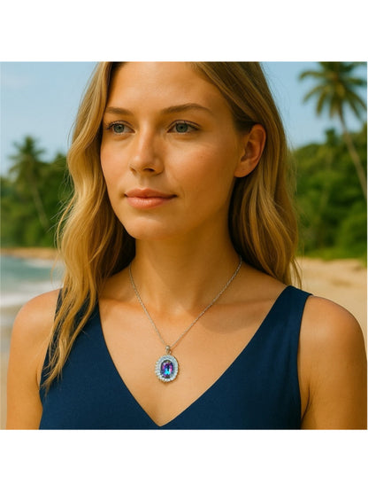 Handcrafted necklace with Swarovski crystal and chain