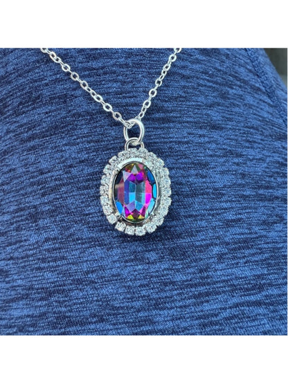 Handcrafted necklace with Swarovski crystal and chain