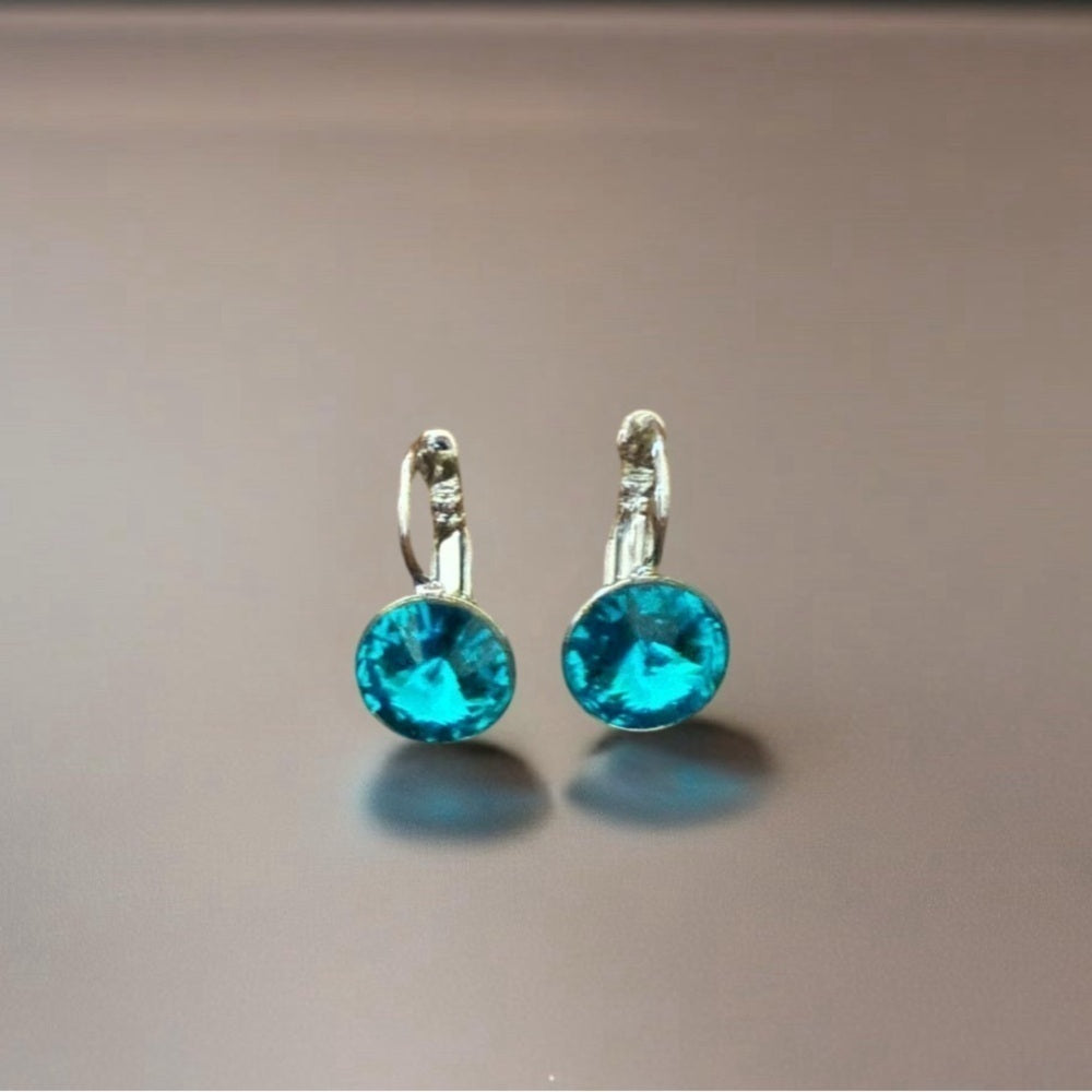 Handcrafted earrings with green Swarovski crystal