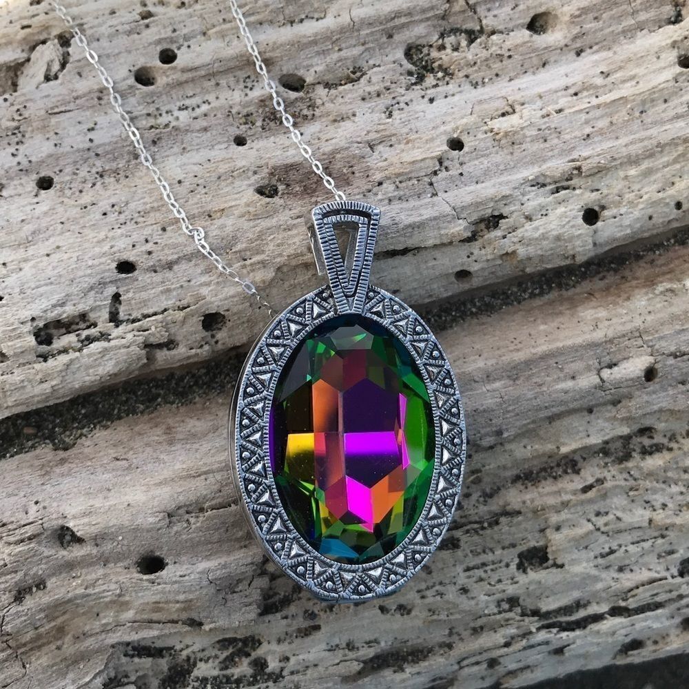 Handcrafted Necklace with Swarovski Crystal and Chain