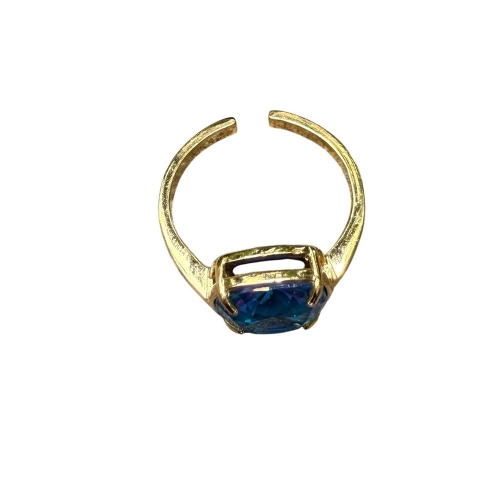 Handcrafted sparkly ring made with Swarovski crystal adjustable fit
