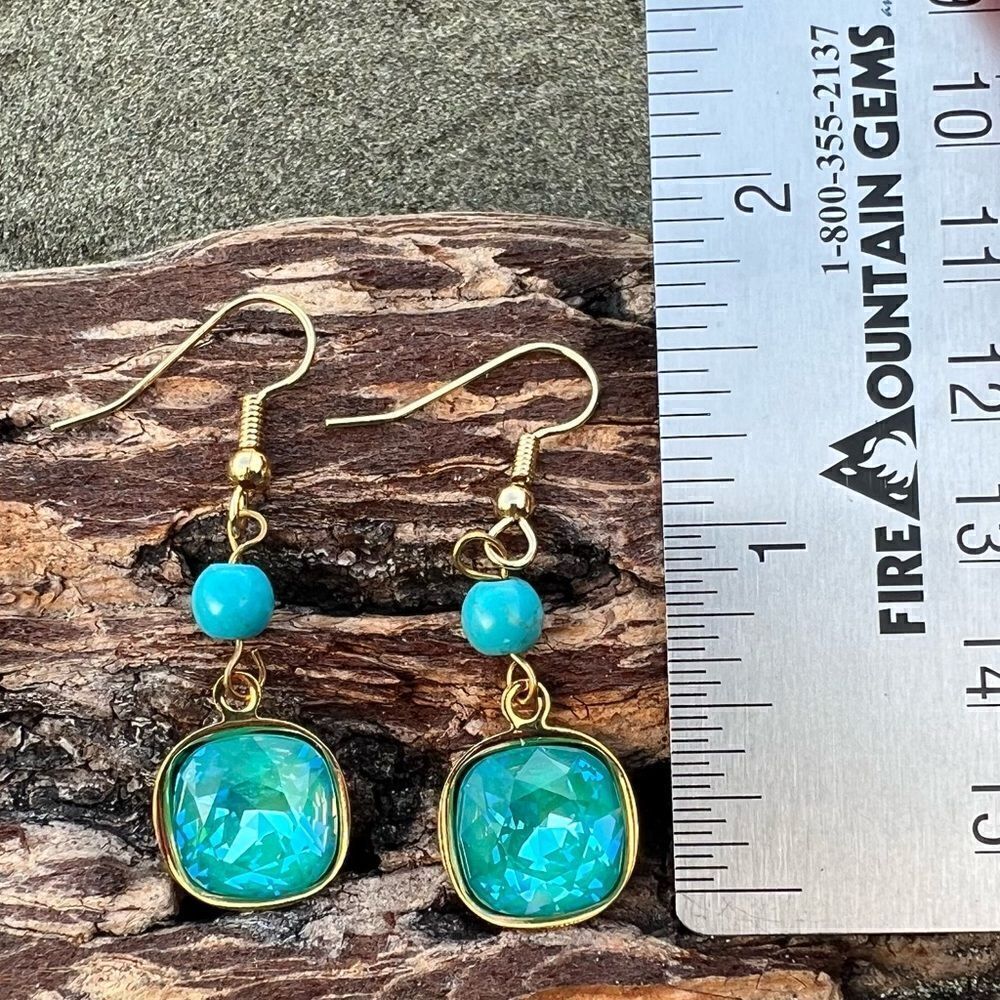 Handcrafted earrings with laguna Swarovski crystal