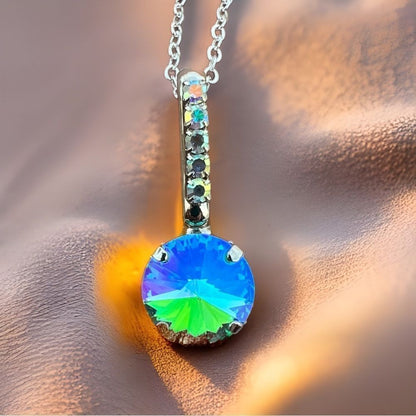 Handcrafted necklace with Swarovski crystal and chain
