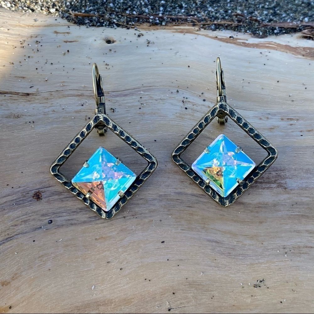 Handcrafted Earrings with Swarovski Crystal