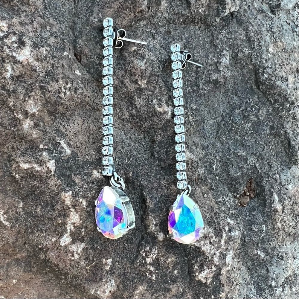 Handcrafted earrings with Swarovski crystal