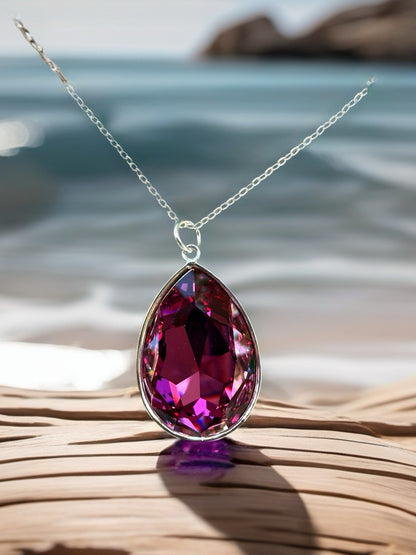 Handcrafted necklace with Swarovski crystal and chain