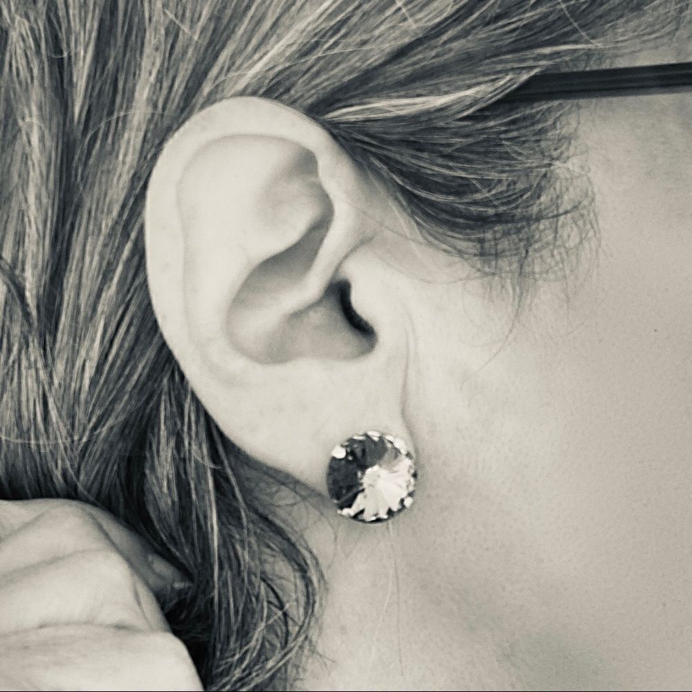 Handcrafted earrings with Swarovski crystal