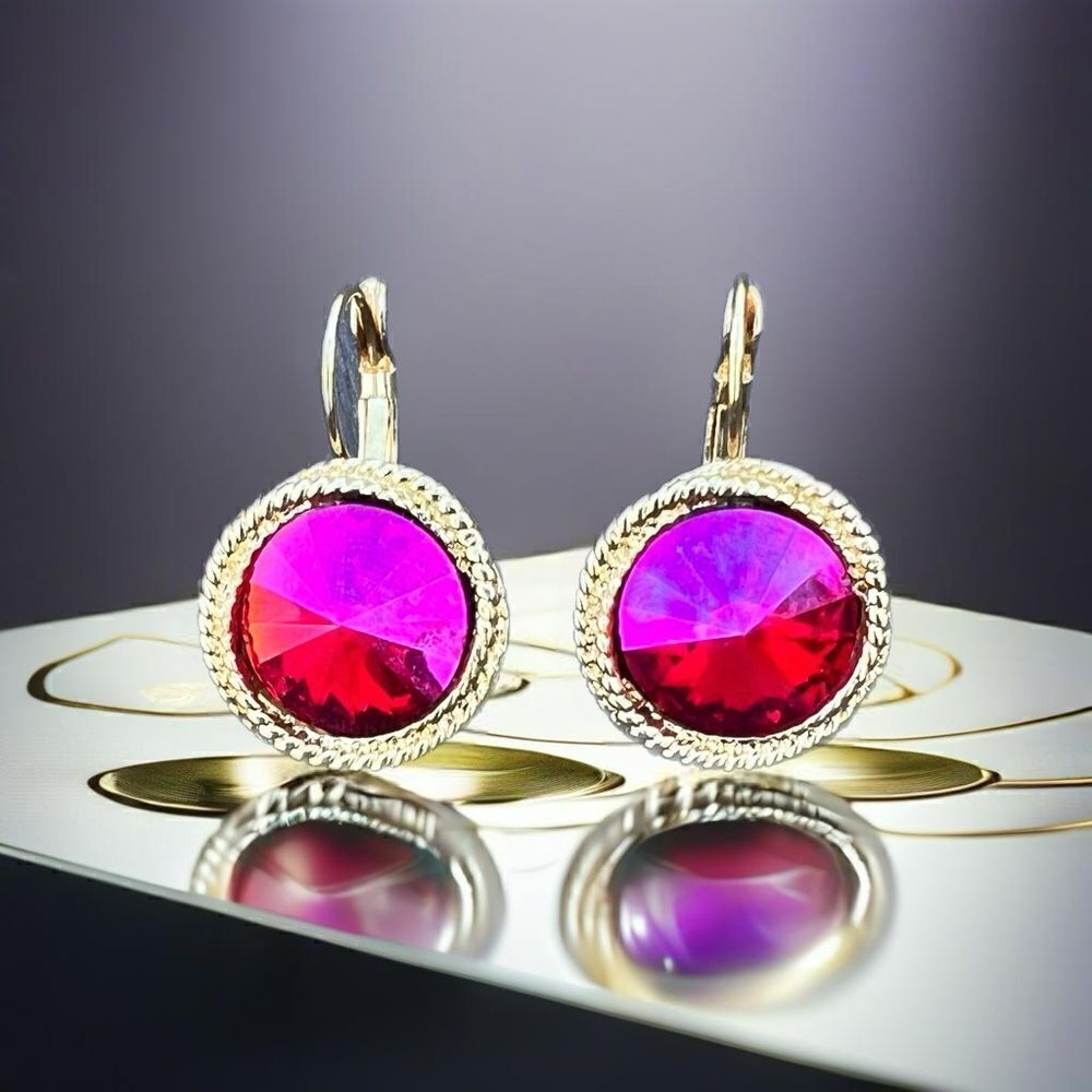 Handcrafted earrings with Swarovski crystal