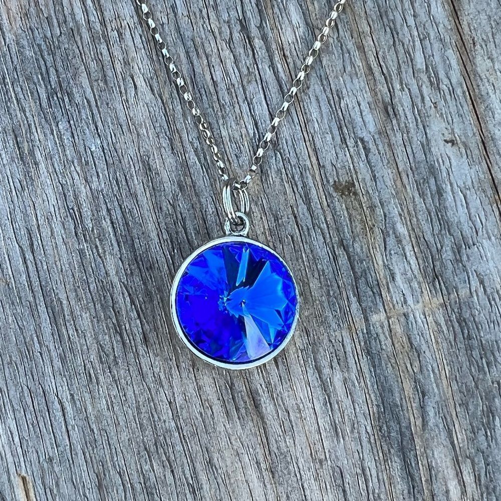 Handcrafted Necklace with blue Swarovski crystal