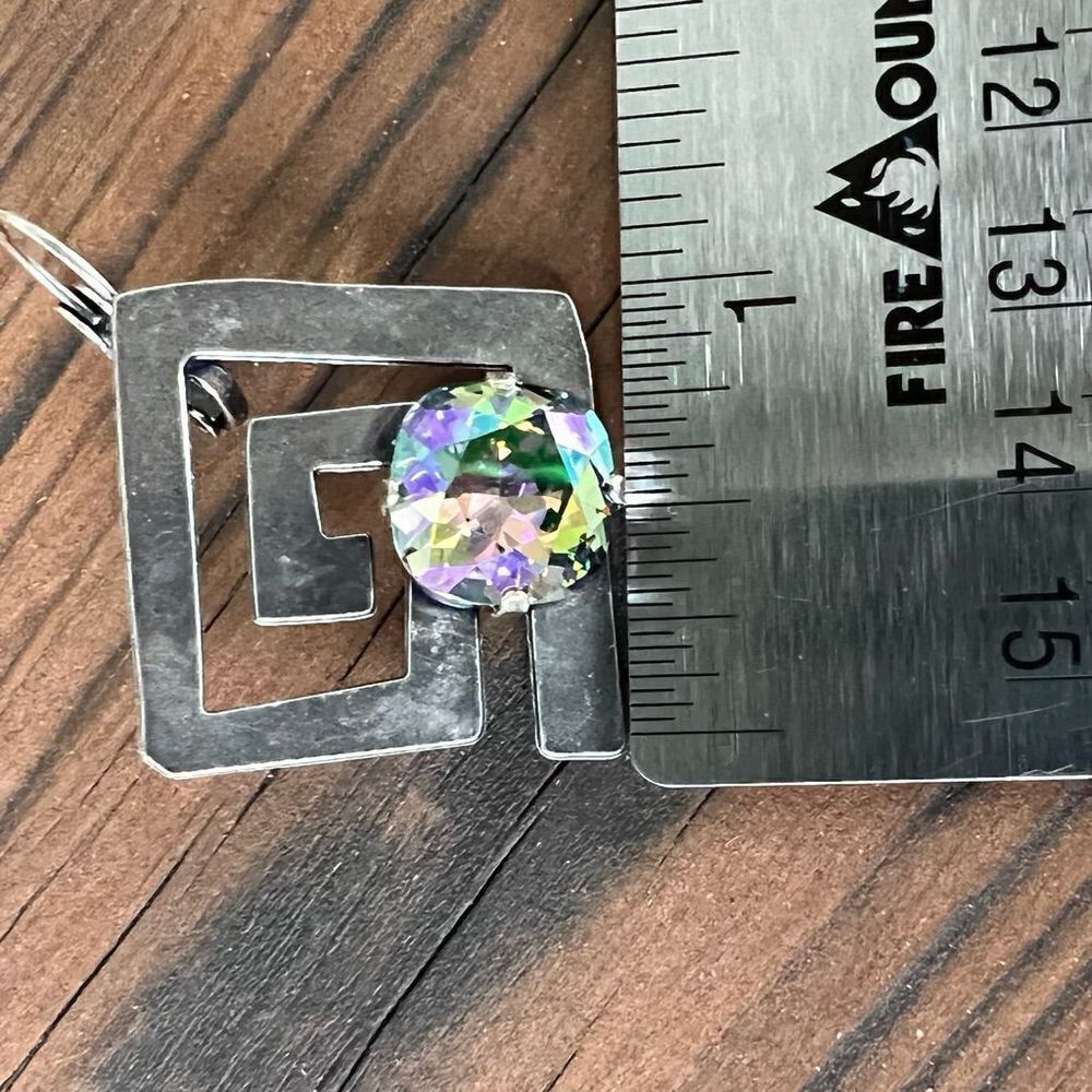 Handcrafted earrings with Swarovski crystal