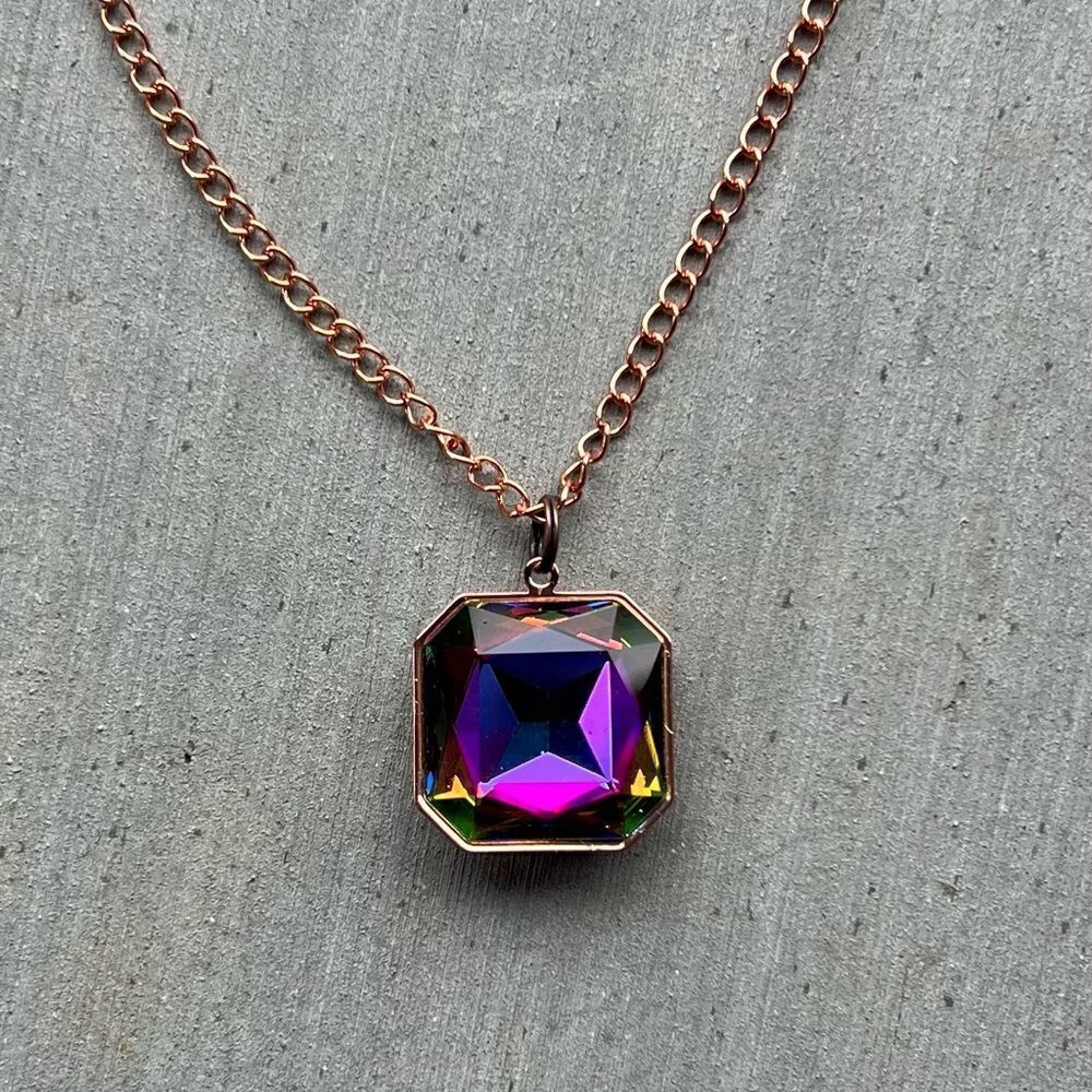 Handcrafted crystal necklace and chain