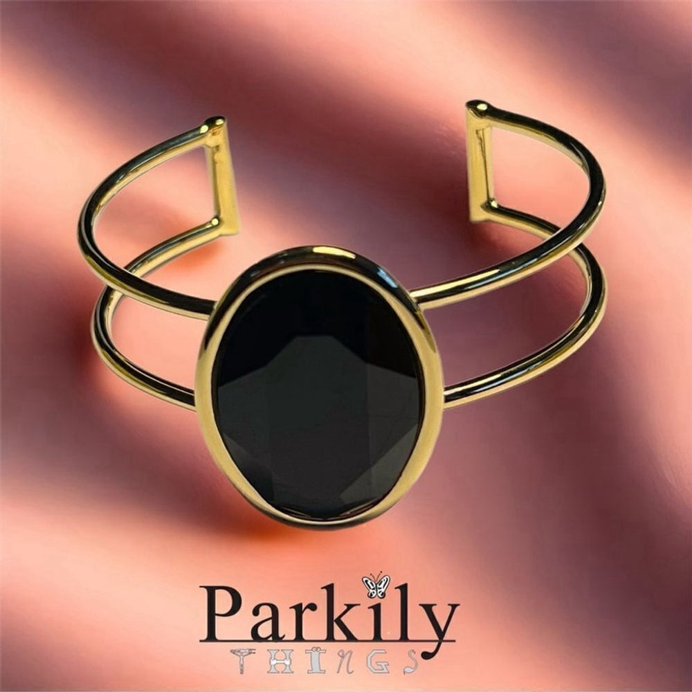 Handcrafted bracelet with large oval Swarovski crystal