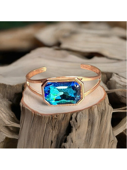 Handcrafted bracelet with large Austrian crystal