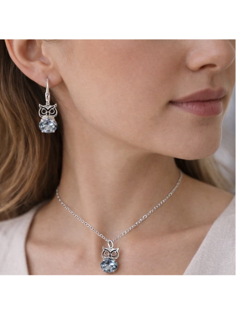 Silver Owl Earrings & Necklace Set – light sapphire crystals – Vintage Style