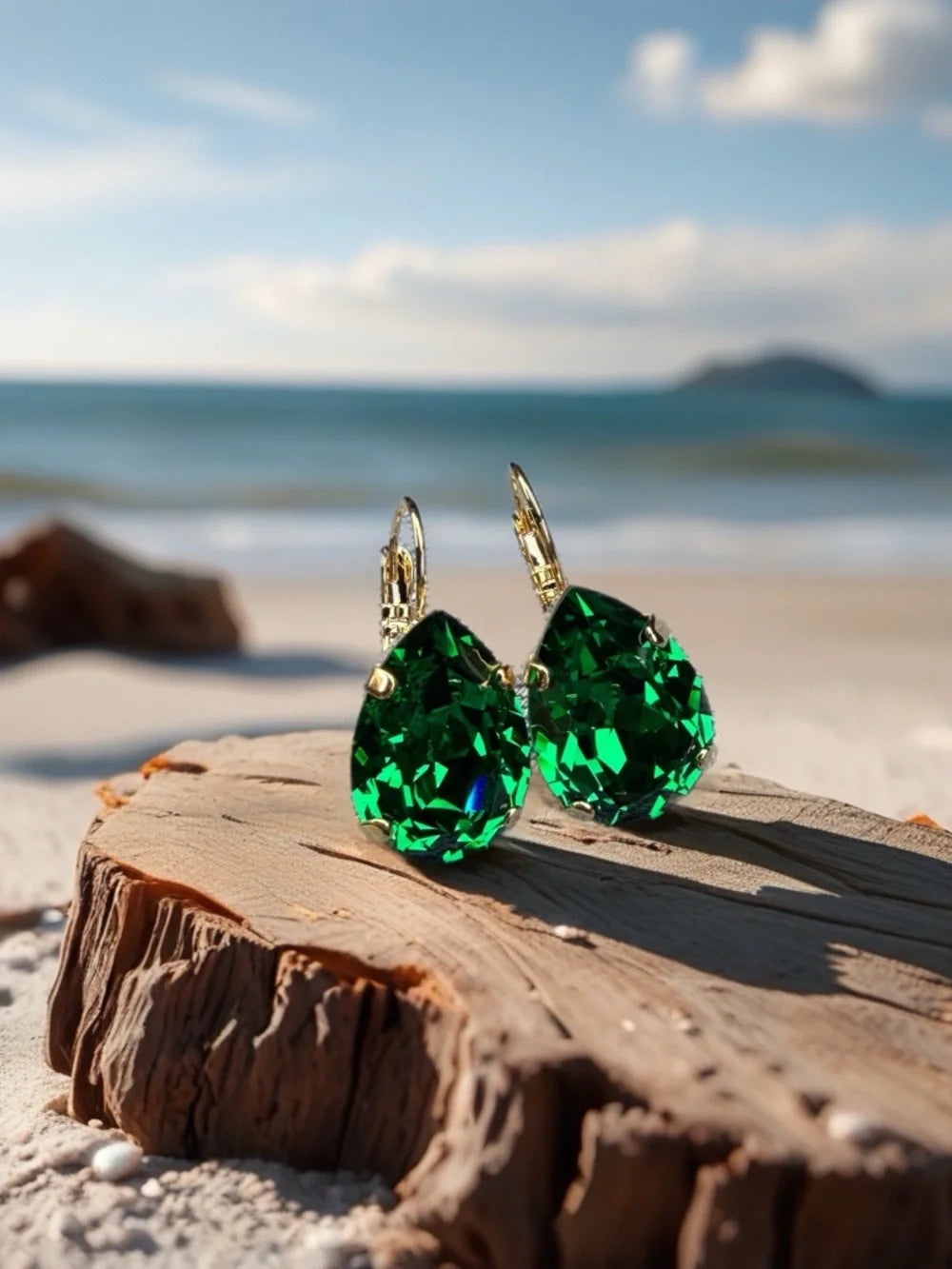 Handcrafted earrings with Swarovski crystal