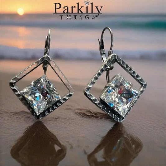 Handcrafted earrings with Swarovski crystal