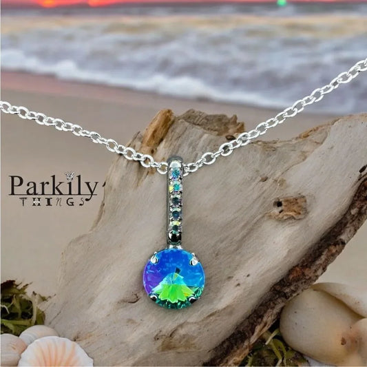 Handcrafted necklace with Swarovski crystal and chain