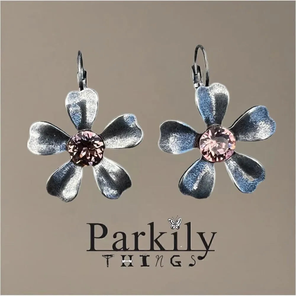 Handcrafted earrings with Swarovski crystal