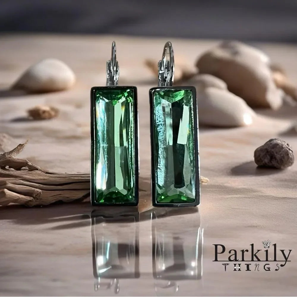 Handcrafted earrings with Austrian crystal in peridot