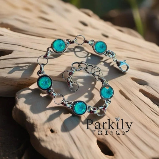 Handcrafted bracelet with Laguna Swarovski crystal
